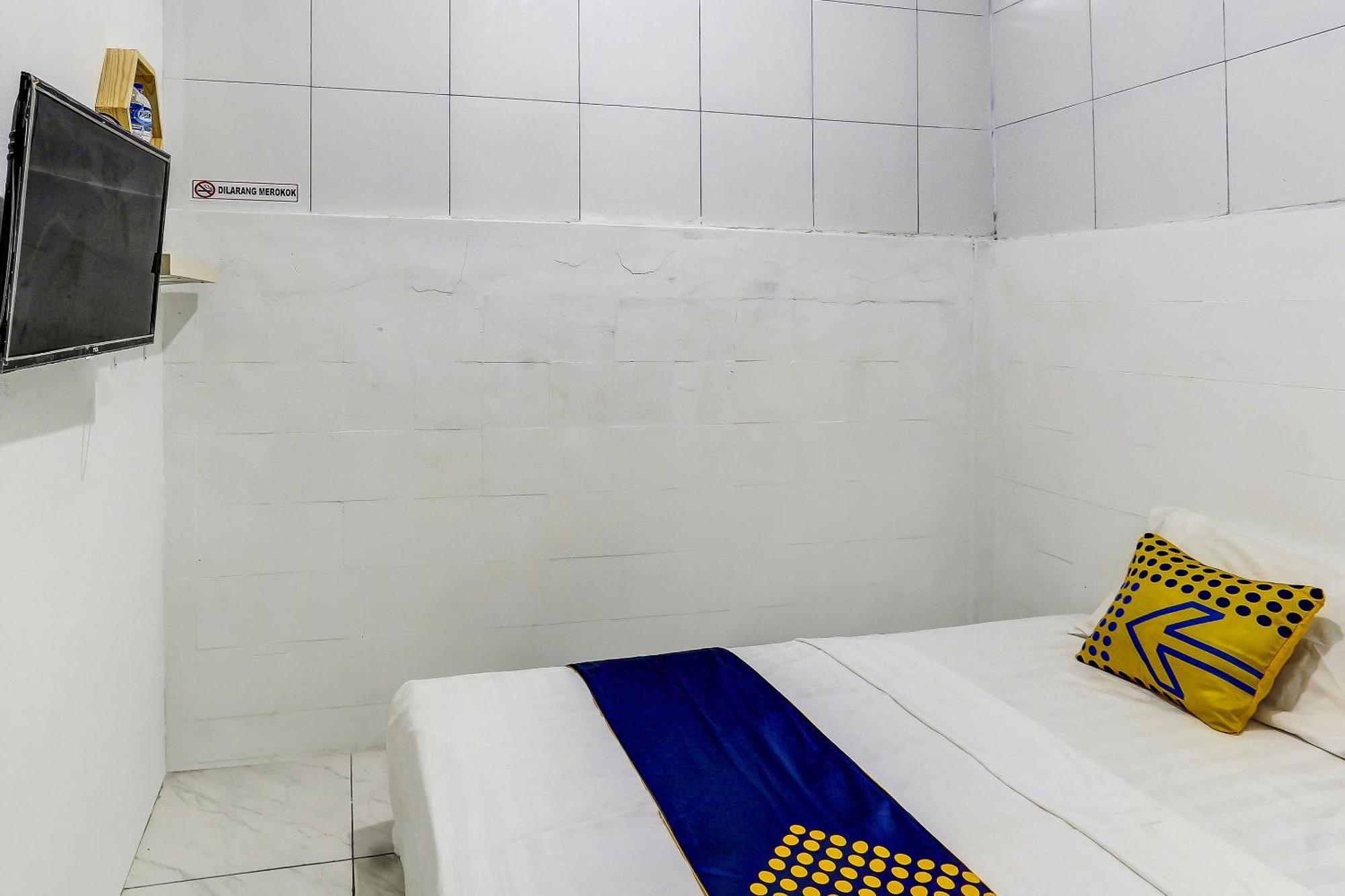 Spot On 90780 Gang Tengah Homestay Syariah Semarang Exterior foto